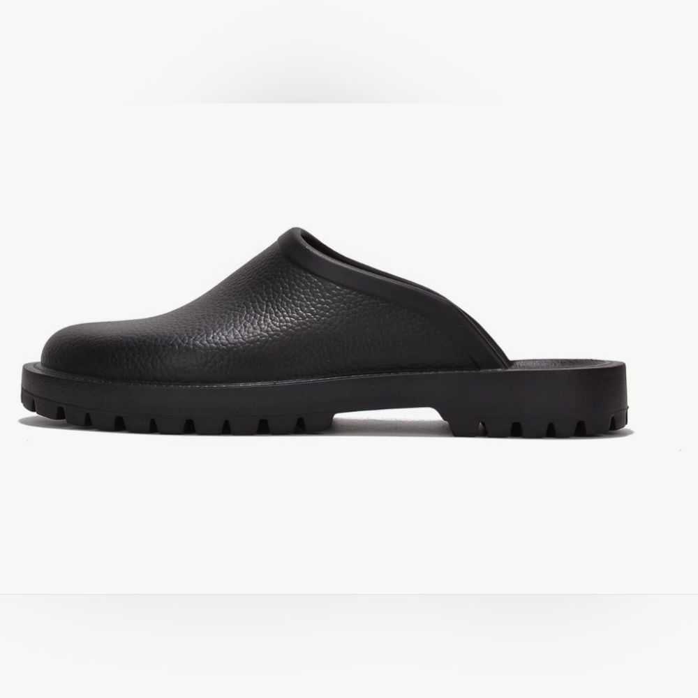 Cape Robbin Black Women's Mules